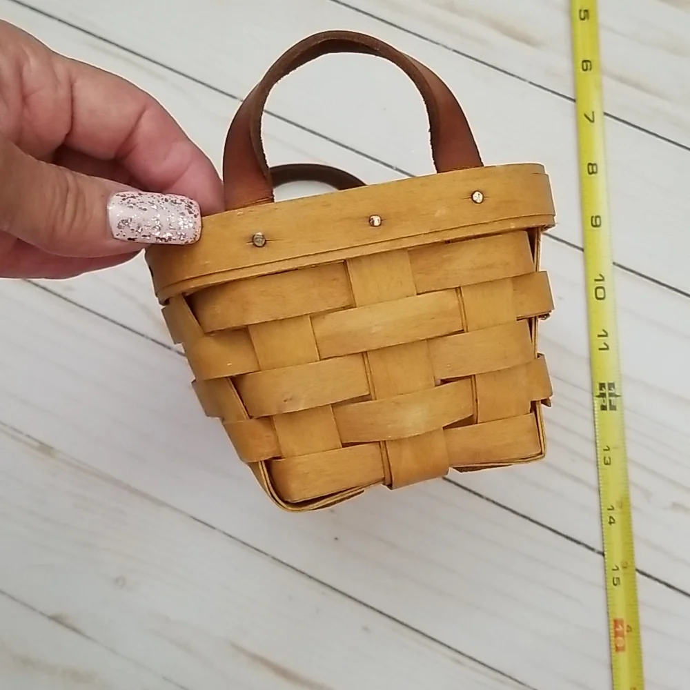 Vintage‎ Longaberger basket handwoven